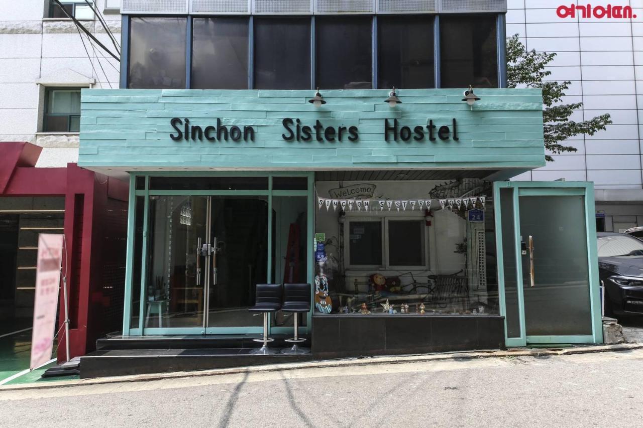 Sinchon Sisters Hostel Séoul Extérieur photo
